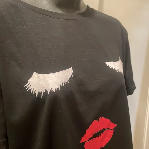 Cute eyelashes Girl face fashion top XL - Image 2