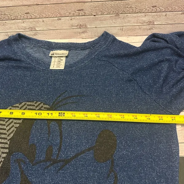 Disney Parks Women’s Pluto Blue Knit Top size M - Image 4