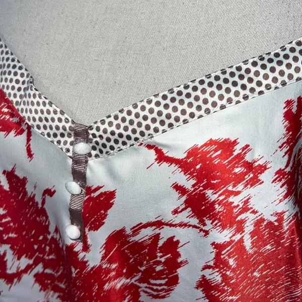 Gillian & O’Malley sleepwear top size XXL women’s v-neck with adjustable straps - Image 2