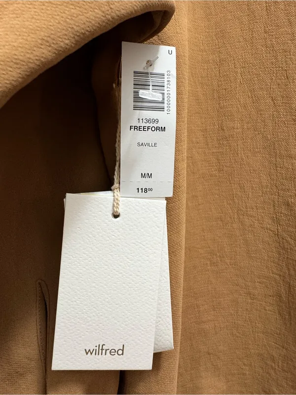 NWT $118 Aritzia Wilfred Camel Button-Front oversized Freeform Shirt medium - Image 3
