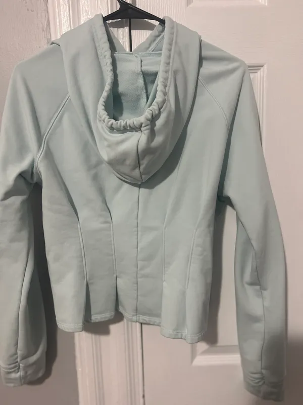 Fabletics Crop Sweatshirt - Image 2
