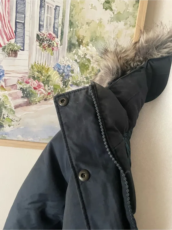 The North Face Arctic Parka Down Fur Trim Coat Jacket in Size Medium - Image 7