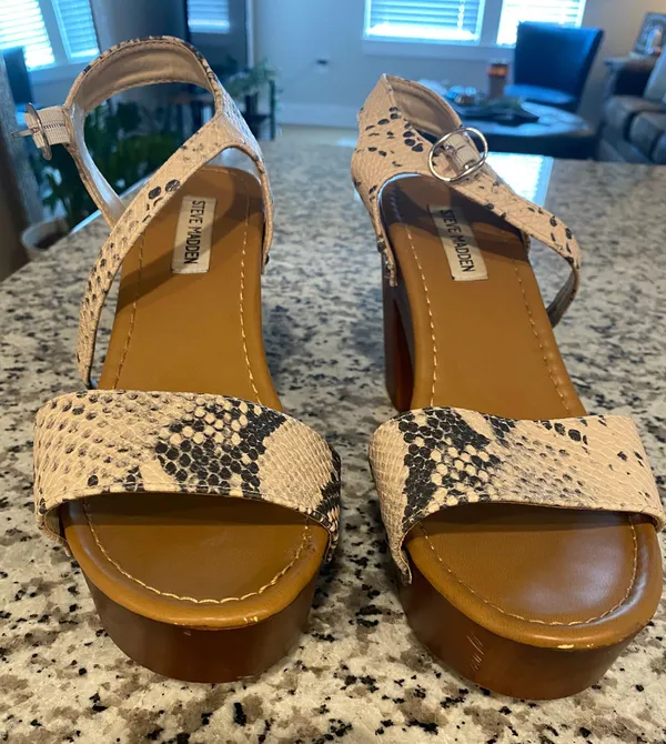 Steve Madden Wooden Block Heel - Image 2