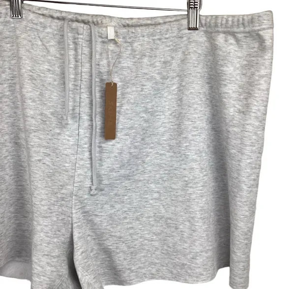 SKIMS Sweatshorts - Image 6