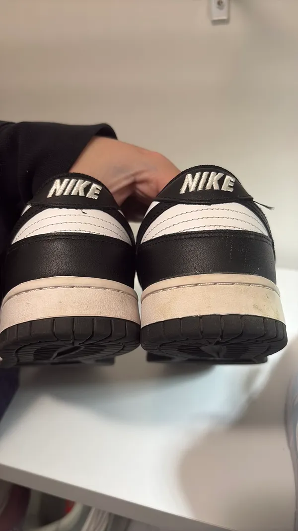 Black and white Nike dunks  - Image 9