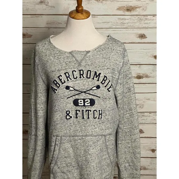 Abercrombie & Fitch distressed oversized marled grey sweatshirt Size Medium - Image 3