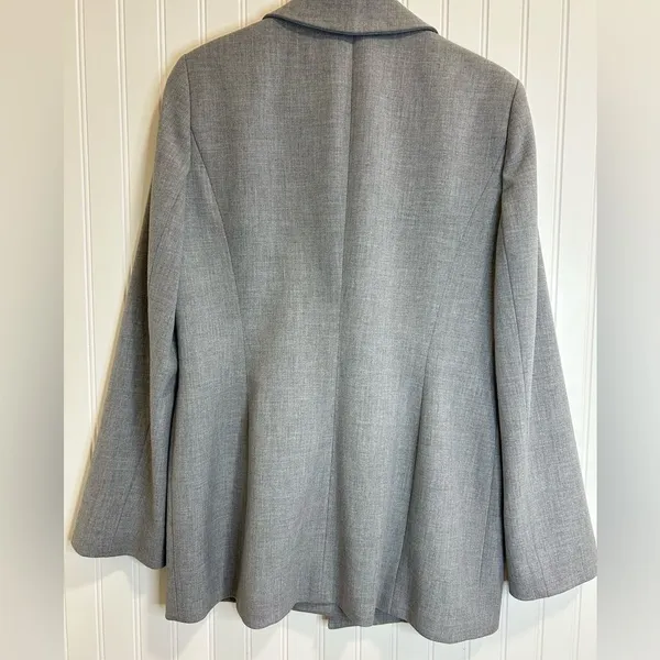 Austin Reed Classic Gray Women's Blazer vintage. USA long sleeve size S. - Image 6