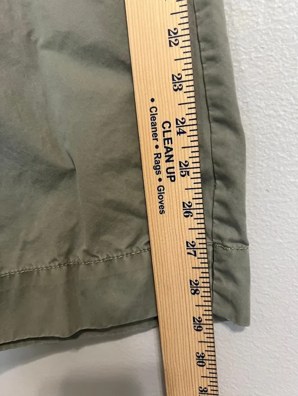 Old Navy Capri Pants Size 18 - Olive Green Curvy / Plus Size Women's - Image 9