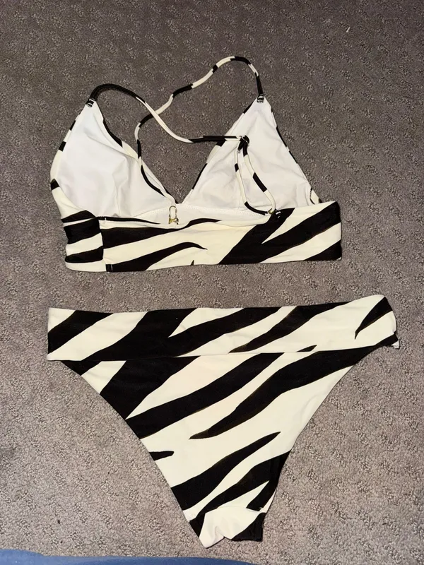 Two Piece Bikini Set - Image 4