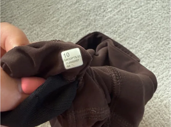 Lululemon Align Asymmetrical Bra Light Support - Image 5