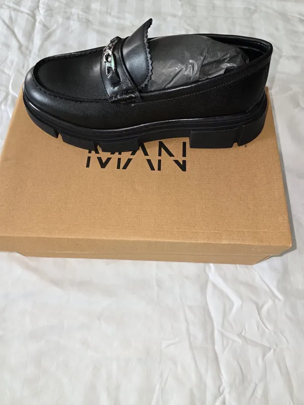 Men’s Black Leather Chain Loafer Size 9.5 - Image 8