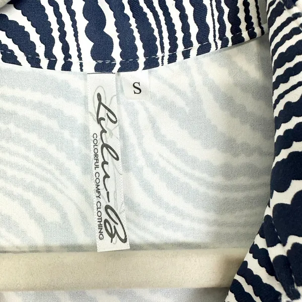Lulu B Sleeveless Travel Dress Size Small V-Neck Upf 50+ Navy White Zebra Wave - Image 4