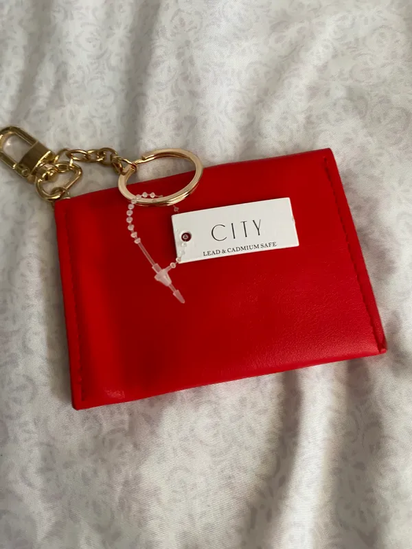 BNWT city red small wallet - Image 3