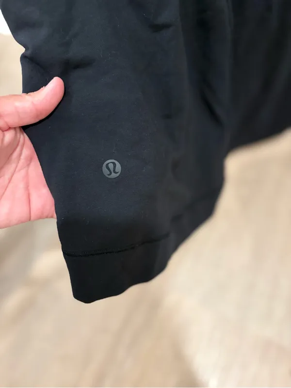 Lululemon Coast Easy Wrap Size 8 - Image 5