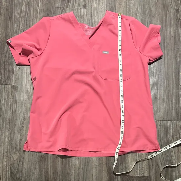 Figs Coral V-Neck Short Sleeve Top - Image 10
