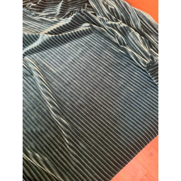 Cable & gauge Top Large Green Velvet look Texture Stripe Turtleneck - Image 8