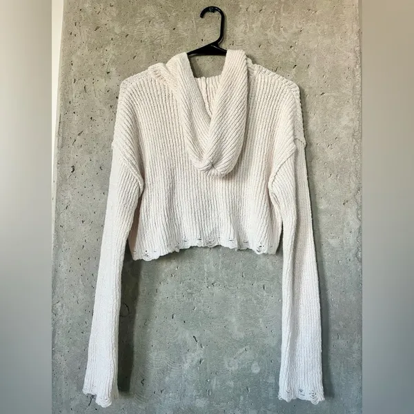 Cream Knit Hooded Sweater Size L - Image 3