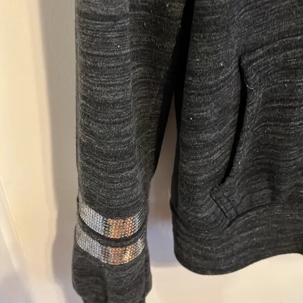 Reflex hoodie medium with glitter. Gray. Very nice condition. Soft and cozy - Image 3