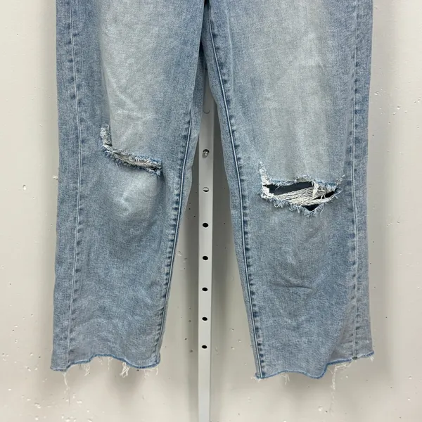 Altar'd State‎ High Rise Wide Leg Distressed Jeans Light Wash Raw Hem W26 - Image 4