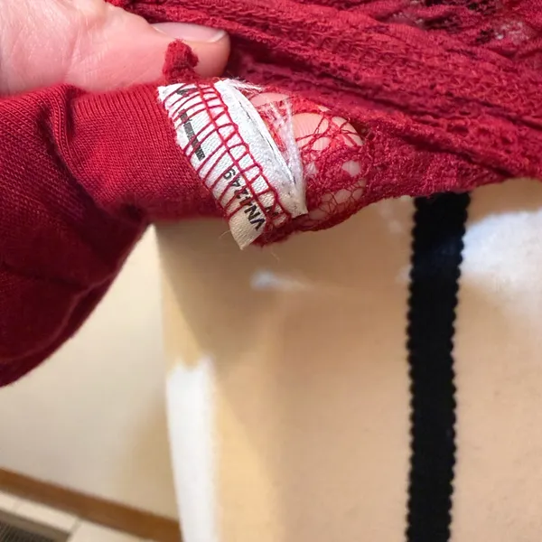 Forever 21 | Burgundy Lace Crochet Scoop Tank size small - Image 2