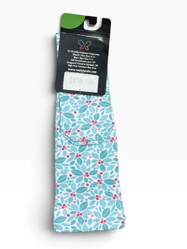 CUTIFUL Super Soft Graduated Compression Socks OS Teal Holly Pattern NEW Pink - Image 4