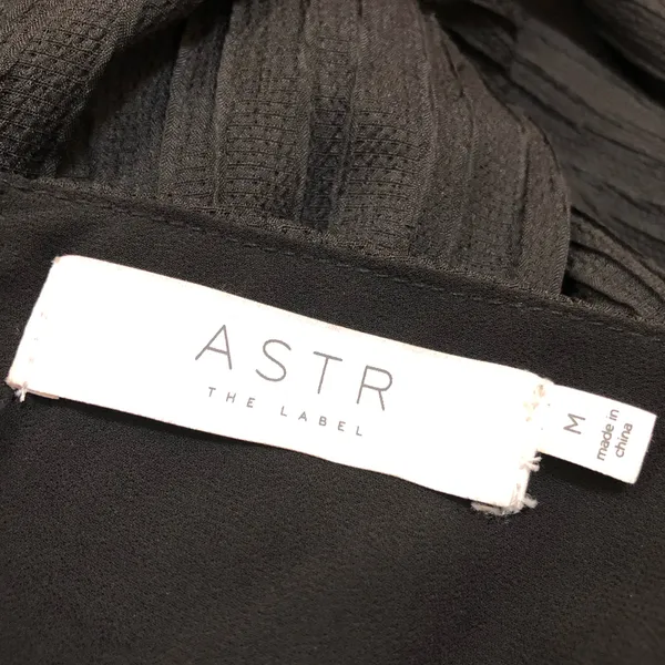 ASTR The Label Ruched Puff Sleeve Midi Dress - Image 5