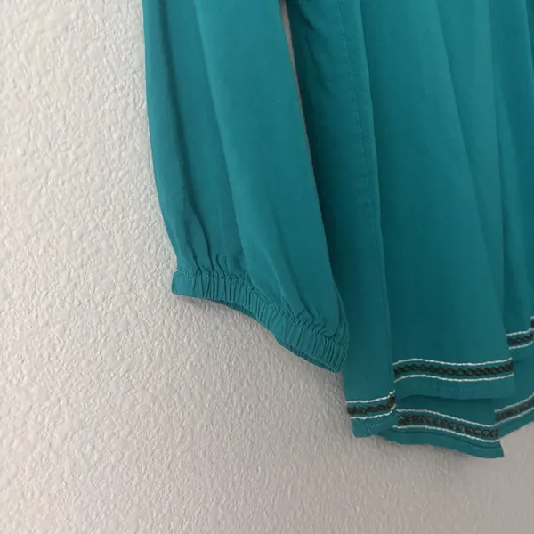 Ariat Women's Turquoise Pleated V Neck 3/4‎ Length Top Size Small Rodeo Western - Image 3