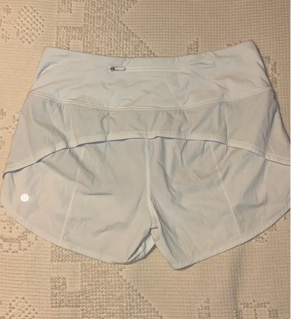 Lululemon High-Rise Speed Shorts - Image 3
