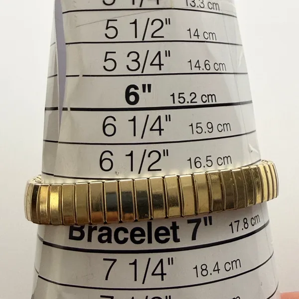 Elegant Gold-Tone Ladies' Easy-Read Watch with Expansion Band - Image 4