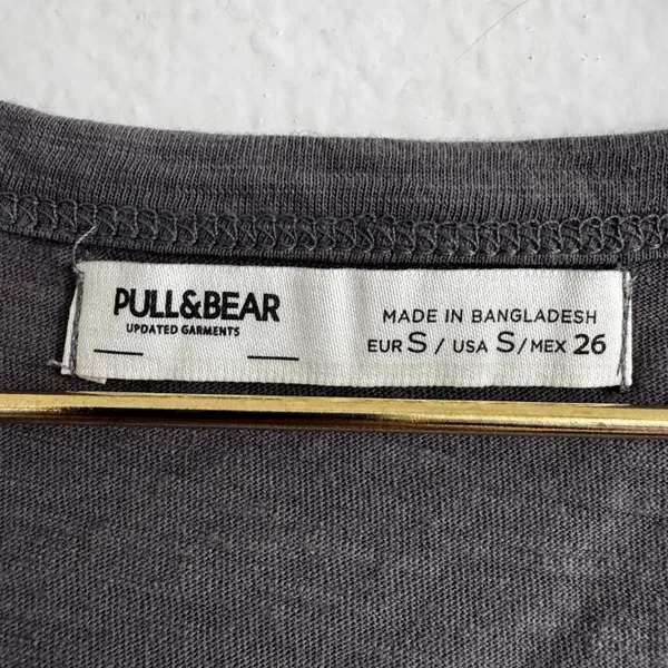Pull & Bear Grey Tshirt - Image 2