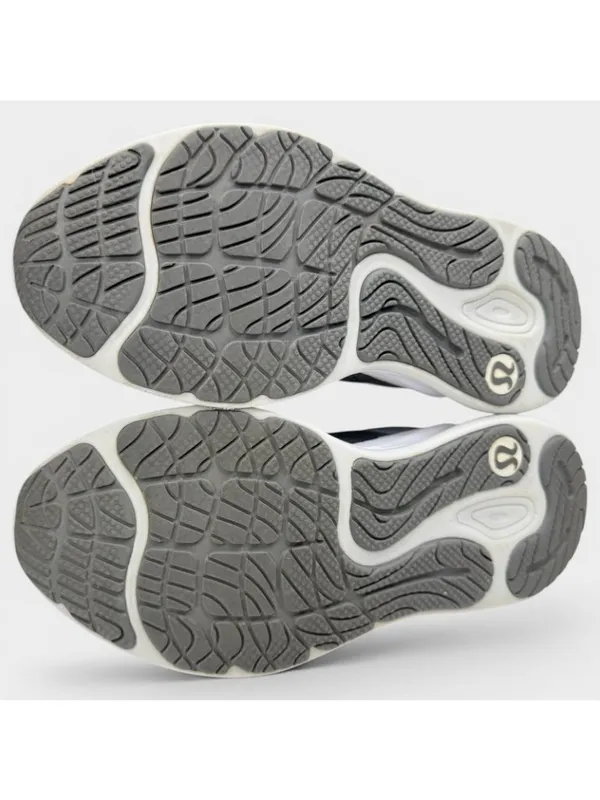 Lululemon Blissfeel Run Shoes Gray White Women's US 8 Running Sneakers - Image 13