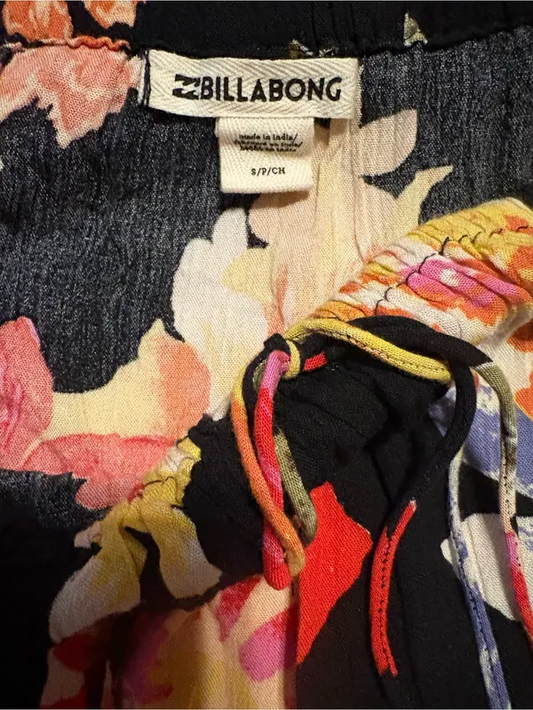 Billabong Floral Multi-Color Drawstring Top - Image 2