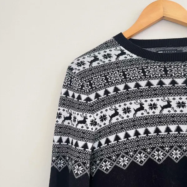 ASOS Design Knitted Fairisle Sweater Winter Christmas Print Size Small - Image 2