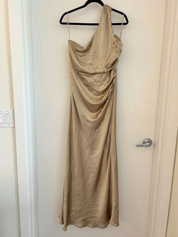 Six Stories One Shoulder Satin Bridesmaid Dress in Champagne US Size 10 - Image 2