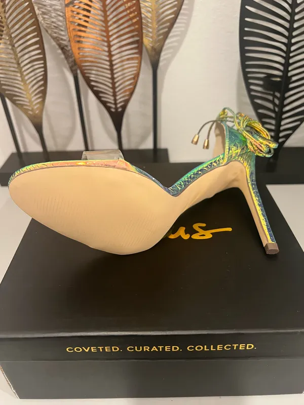 Elegant Iridescent Heels by Lulus Size 8.5 - Image 3