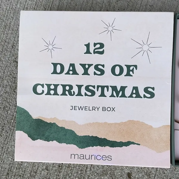 Maurices 12 Days‎ of Christmas Jewelry Box NEW Earrings Necklaces Charms - Image 3