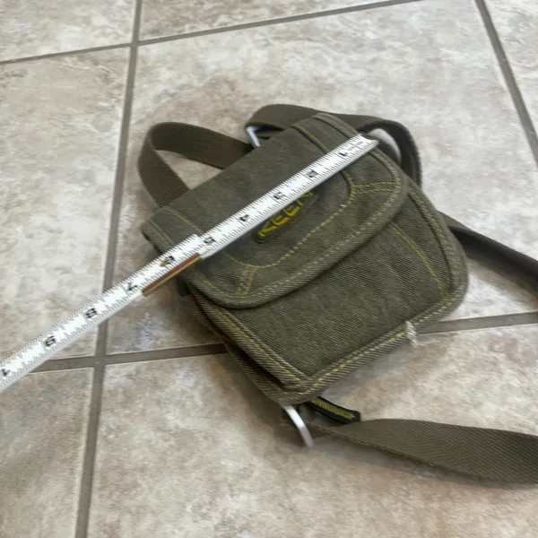 Keen Olive Green Canvas Crossbody Bag Oliver Bonas Colorblock Card Holder purse - Image 10