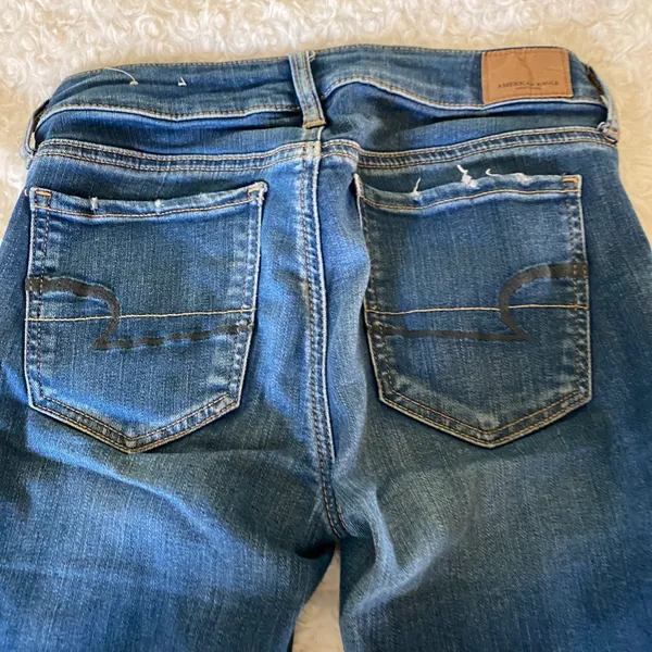 American Eagle Jeans - Image 5