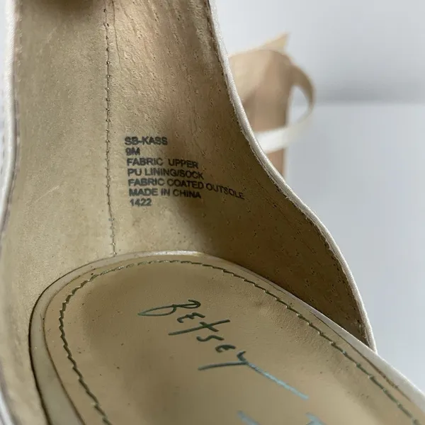 Betsey Johnson SB-Mel Block Heel Shoes Jeweled Satin Sandal Ivory Formal Size 9 - Image 9