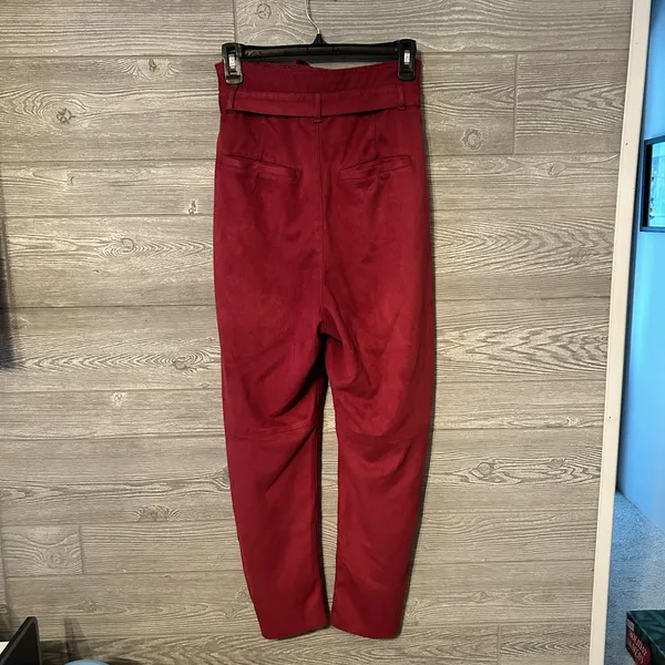 Free People Burgundy Suede Paperbag‎ Waist Tie Belt Cropped Pants Size 6 - Image 4
