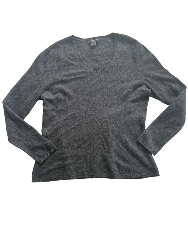 100% Cashmere Ann Taylor V Neck Sweater Charcoal Grey Minimalist Preppy Luxury - Image 2