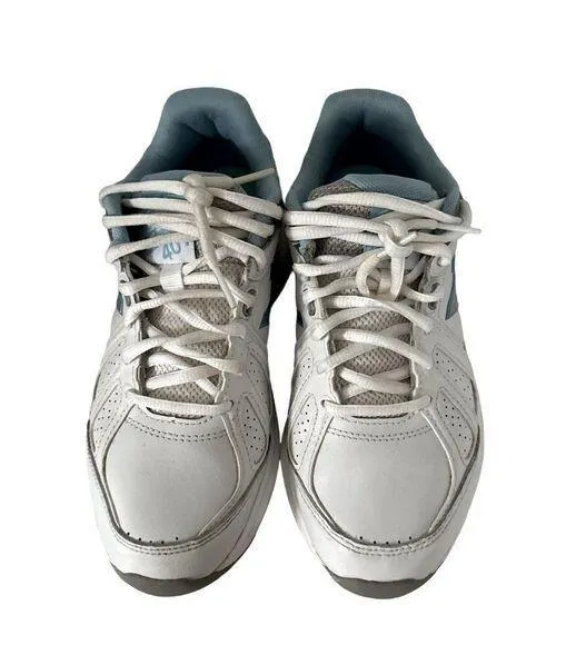 New Balance Womens 409 V3 EUC - Image 2