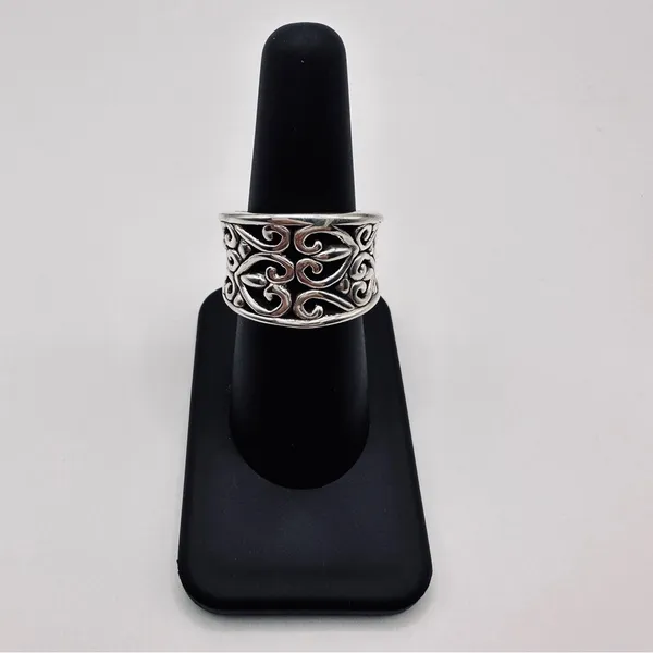 Vintage Celtic Knot Trinity Scroll
Simple Plain Ring size 6.5 and 1.5 cm Silver - Image 5