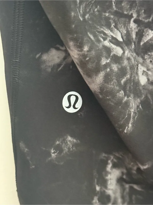 Lululemon Swift Speed High-Rise Tight 28" in Aquila Black Multi - Image 4
