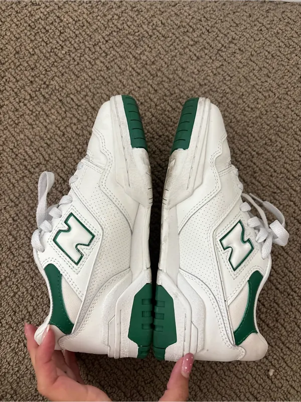 New balance 550 sneakers in white and green - Image 8
