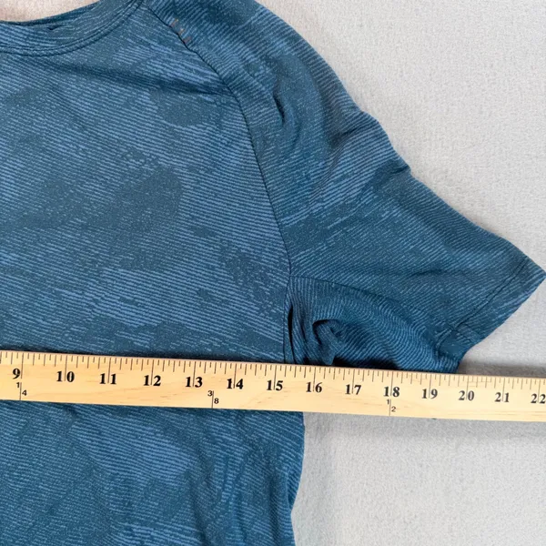 Lululemon Metal Vent Tech Short Sleeve small Teal Blue Space Dye Athletic Top - Image 5