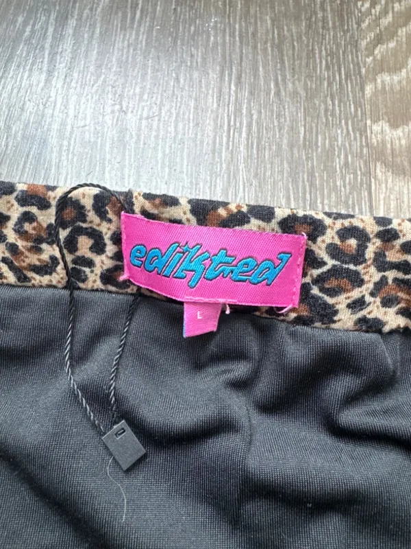 Edikted Cheetah Mini Skirt - Image 2