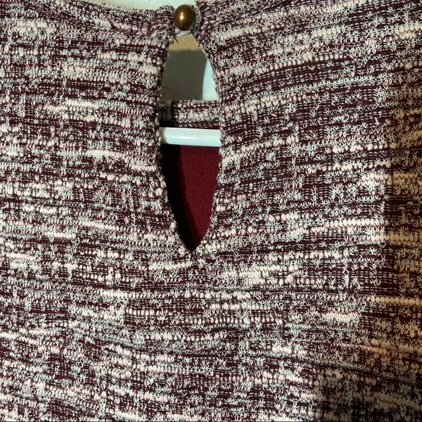 Anthropologie Antionette Dress Tweed Shift Short Sleeve Keyhole Maroon Pink S - Image 4