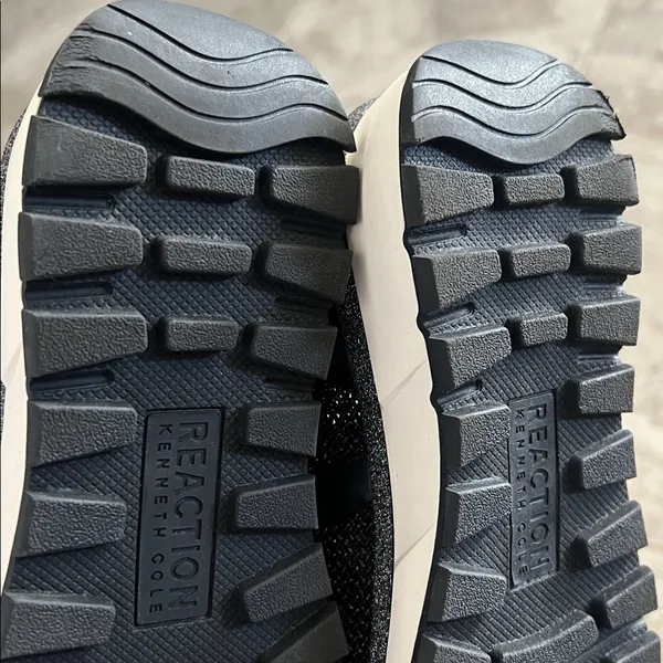 Kenneth Cole Reaction Kuerq EZ Mary Jane Sneakers in Black Knit, Size 5 - Image 9