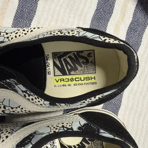 Vans Old Skool VR3 Cush Floral Sneakers Black White Lace Up Shoes Unisex Size 8 - Image 4